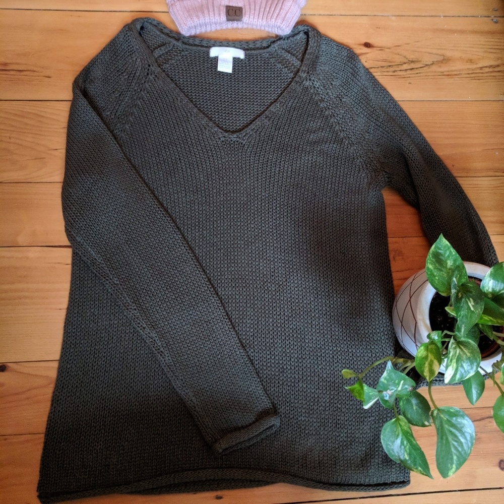 Olive H&M sweater